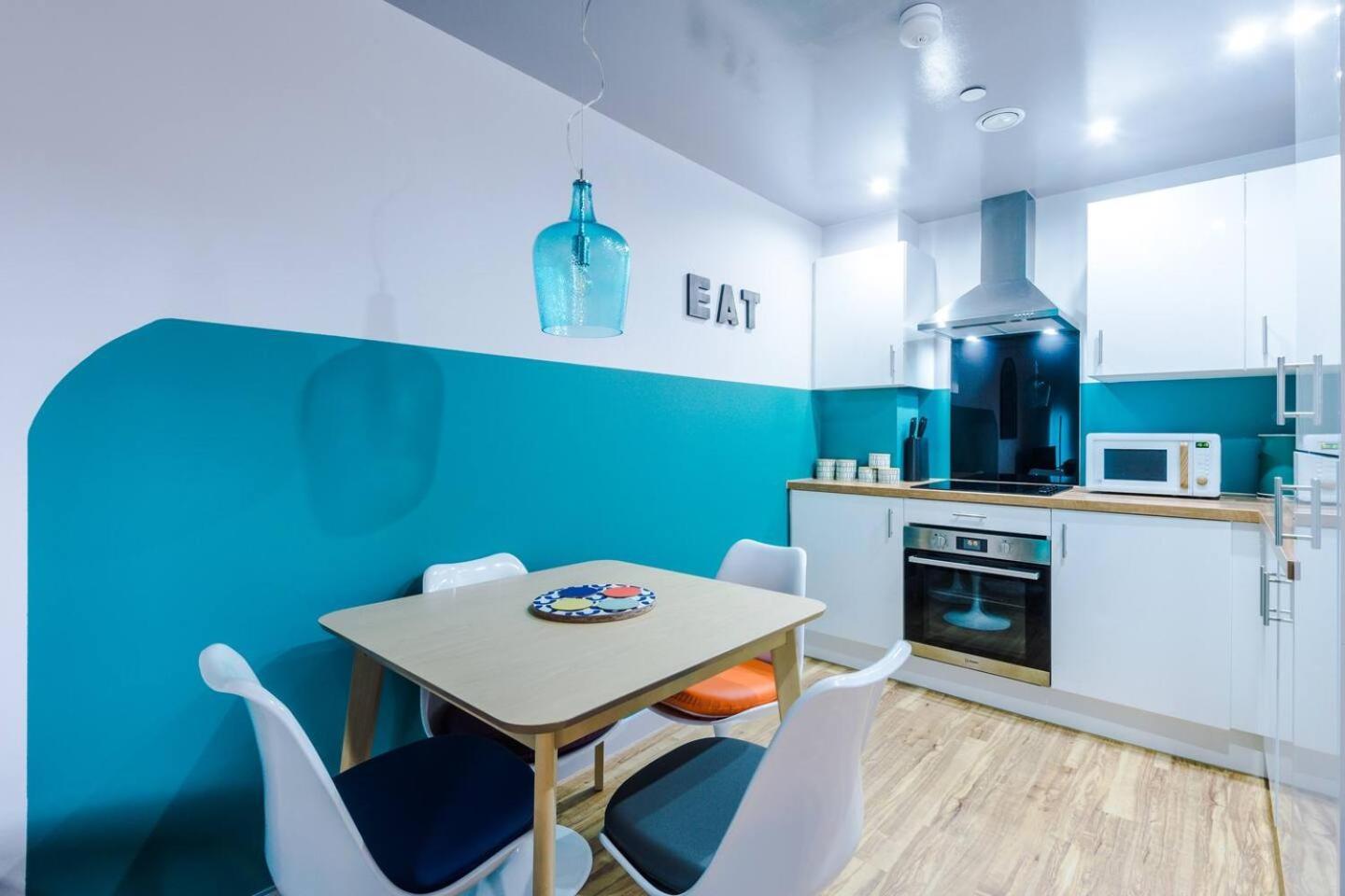 High Reviewed 1-Bed With Parking Central Location Liverpool Zewnętrze zdjęcie
