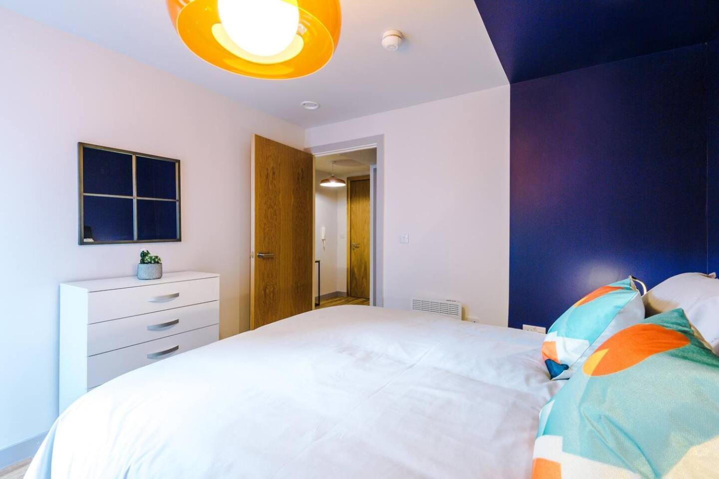 High Reviewed 1-Bed With Parking Central Location Liverpool Zewnętrze zdjęcie