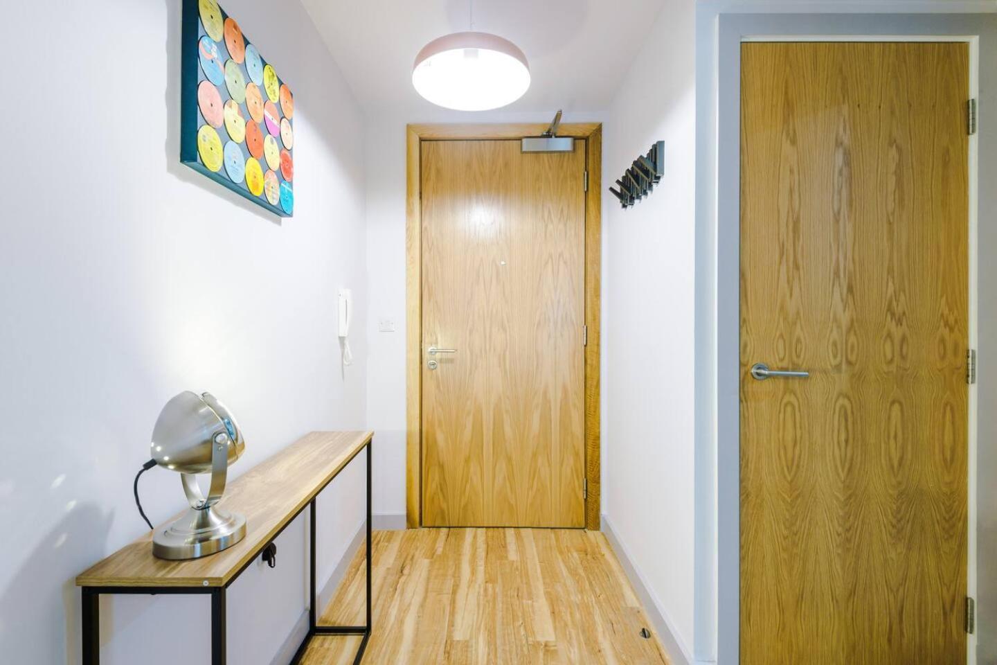 High Reviewed 1-Bed With Parking Central Location Liverpool Zewnętrze zdjęcie