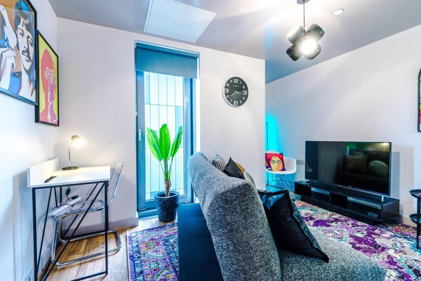 High Reviewed 1-Bed With Parking Central Location Liverpool Zewnętrze zdjęcie