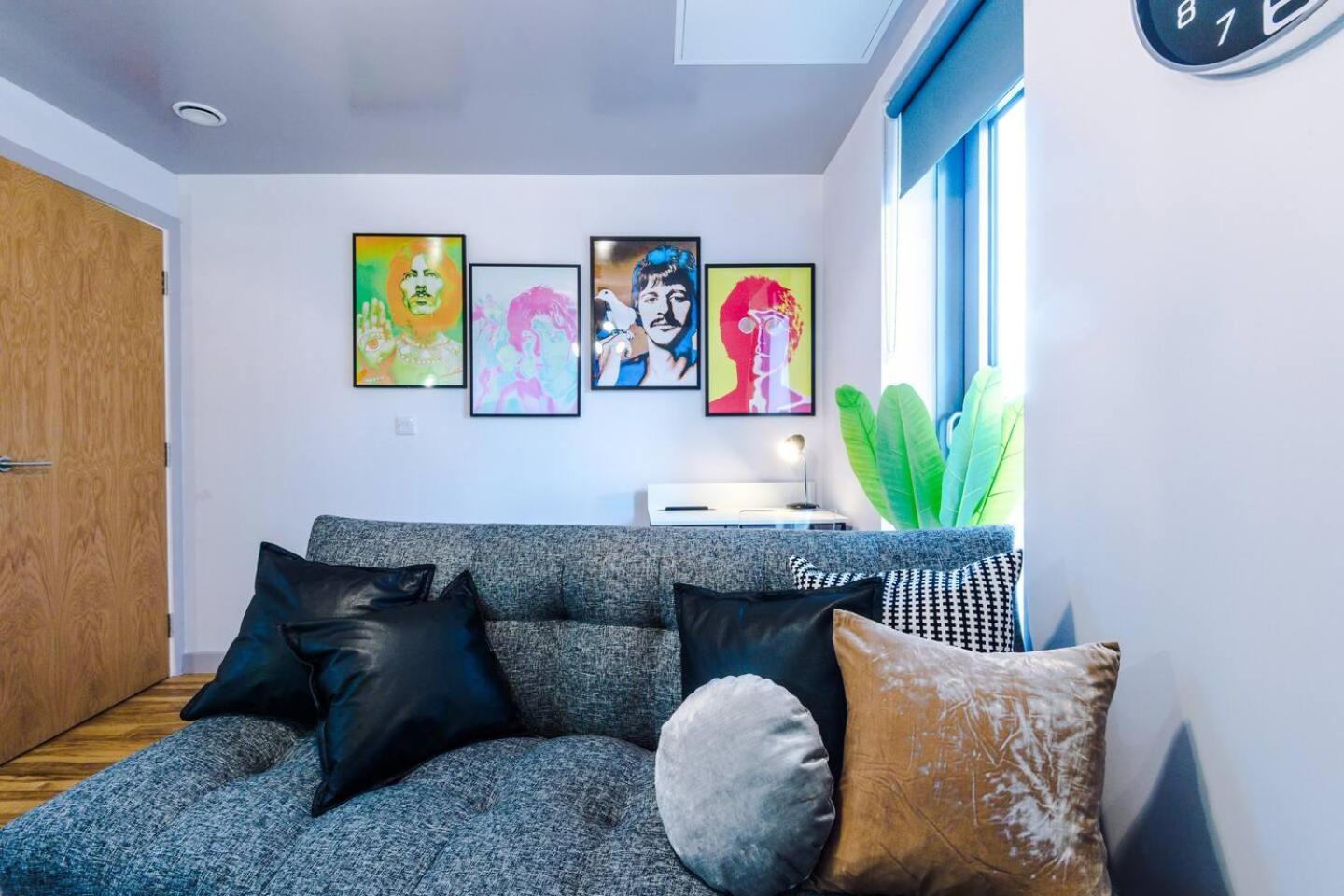 High Reviewed 1-Bed With Parking Central Location Liverpool Zewnętrze zdjęcie